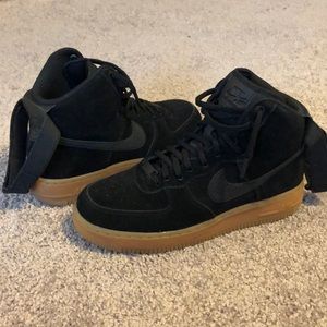 Women’s Nike Air Force 1 High Black Suede & Gum